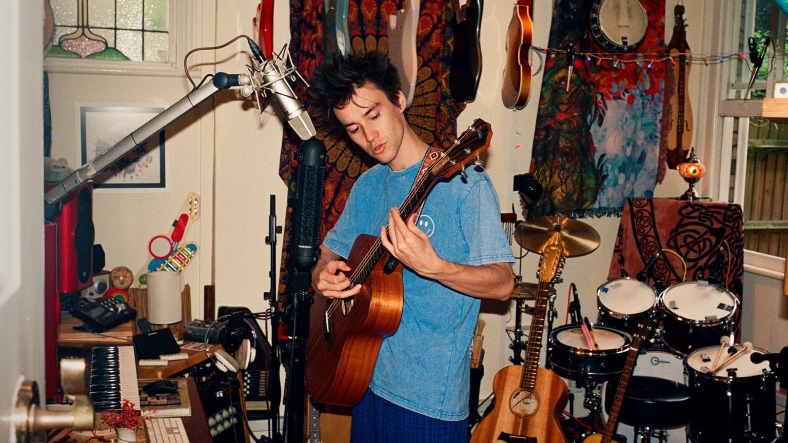 Unlocking New Dimensions: How Jacob Collier's 5-String Guitar ...